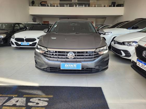 VOLKSWAGEN JETTA 1.4 250 TSI TOTAL FLEX TIPTRONIC VOLKSWAGEN JETTA 1.4 250 TSI TOTAL FLEX TIPTRONIC